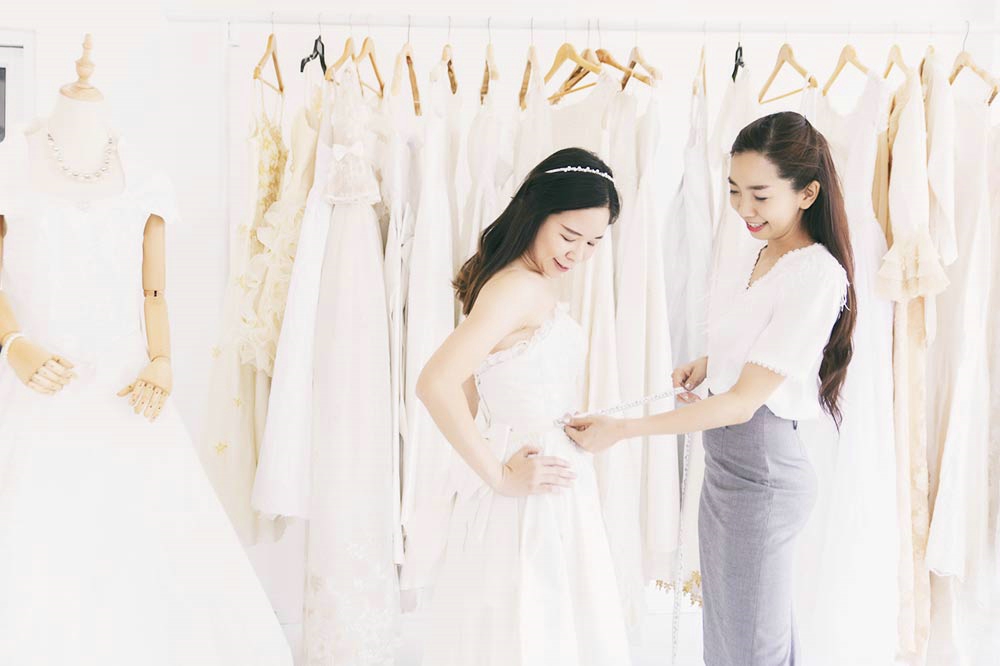 10 consejos para que su prueba de vestidos de novia sea todo un éxito. 10 consejos para que su prueba de vestidos de novia sea todo un éxito.
